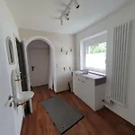 Gertrude Apartment *